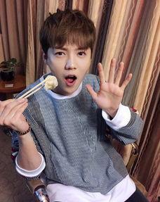 爱豆吃瓜娱乐酱鹿晗,爱豆吃瓜娱乐酱，揭秘娱乐圈幕后故事